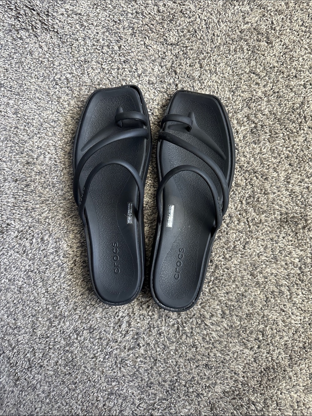CROCS Women's Black Strappy Slide Sandals